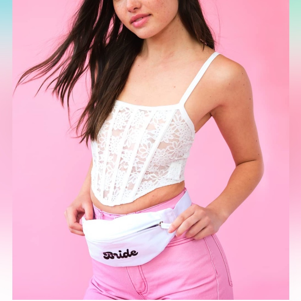 xo fetti Bride Fanny Pack Used Once